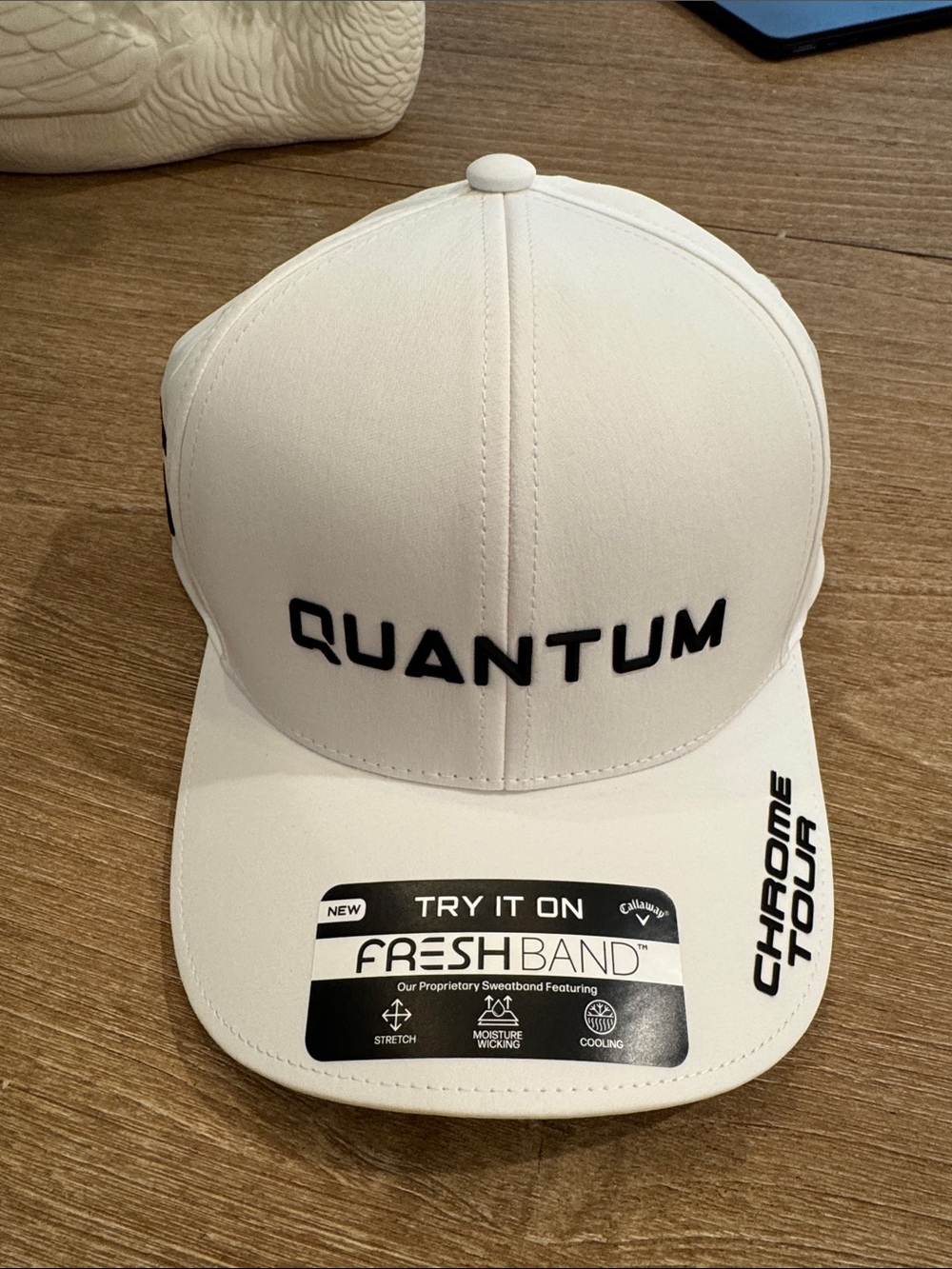 Callaway White Quantum Golf Hat with Black Logo